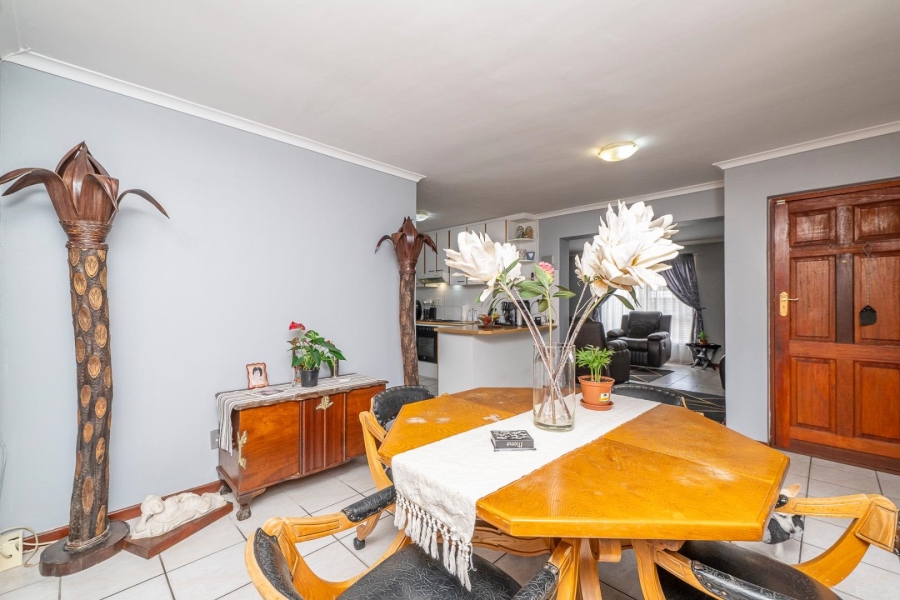 2 Bedroom Property for Sale in Brackenfell South Western Cape